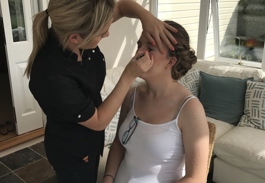 Wedding guest make up